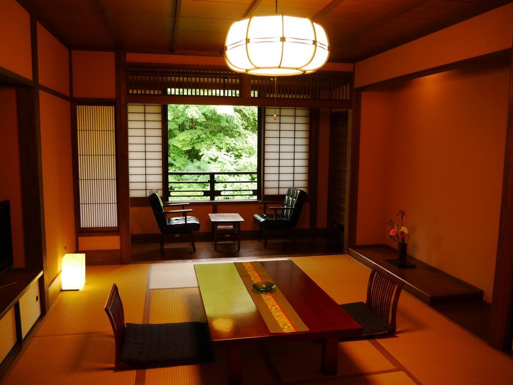 Ryokan Yumotoso Minamioguni Rom bilde